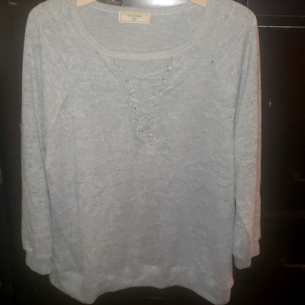 Long sleeve sweater top